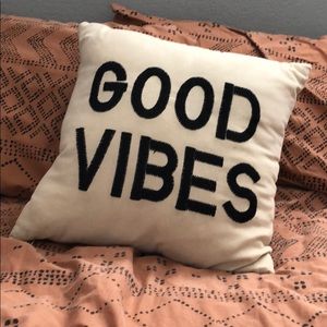 Good vibes pillow